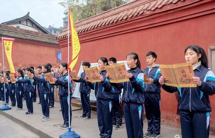 “资中招聘新篇章，今日好岗位速来抢！”